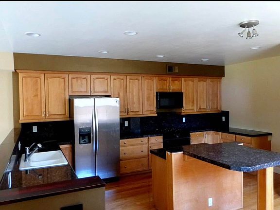 4th image of 683 N 4th St #3
