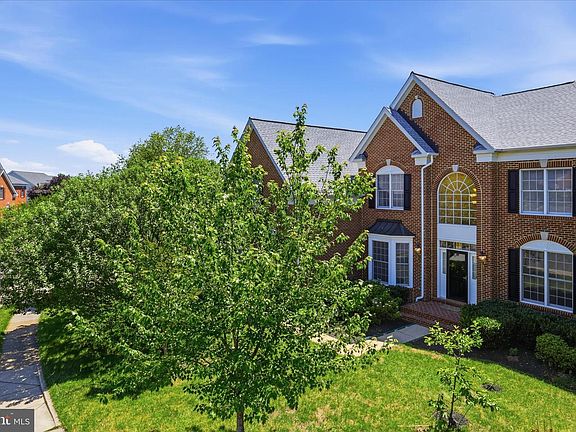 4th image of 22796 Watson Heights Cir