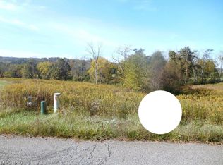 Meadow Creek Dr, Zanesville, OH 43701