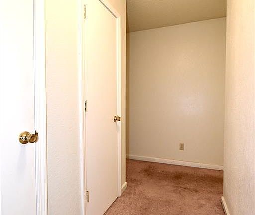 4th image of 1712 E 97th St APT B