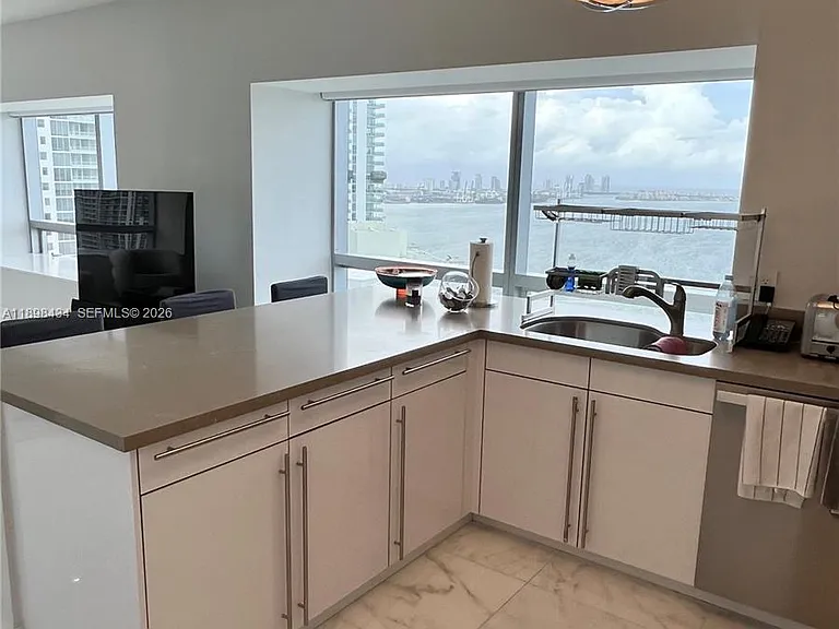 1435 Brickell Ave #3307 — Photo 46