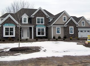 6744 Falcons Pt, Victor, NY 14564