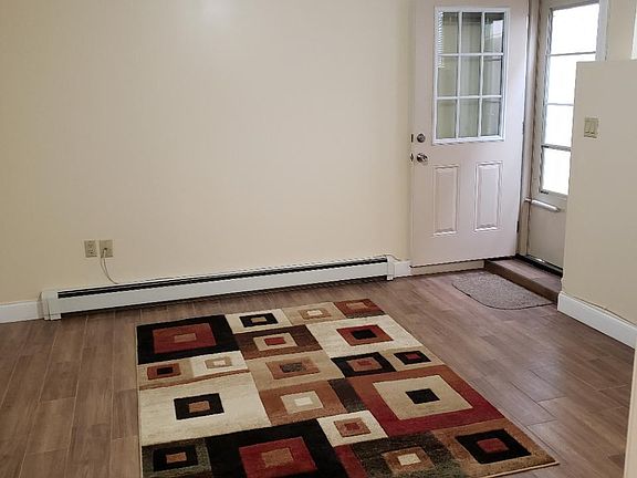 5th image of 24 Norman Pl
