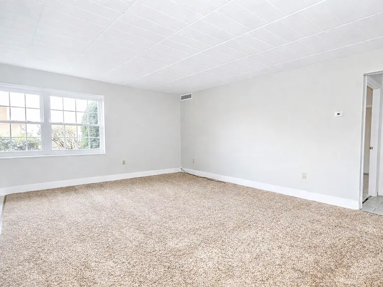 1-Bed - Living Room