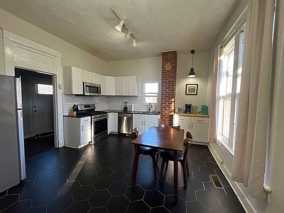 2nd image of 624 N Highland Ave