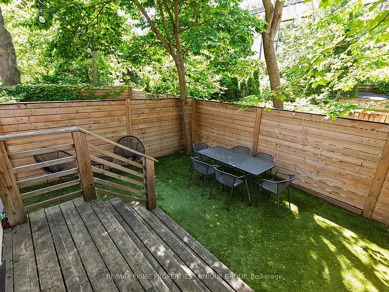 51 Spruce St — Photo 31