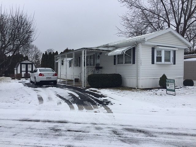 1st image of 1923 Camden Dr