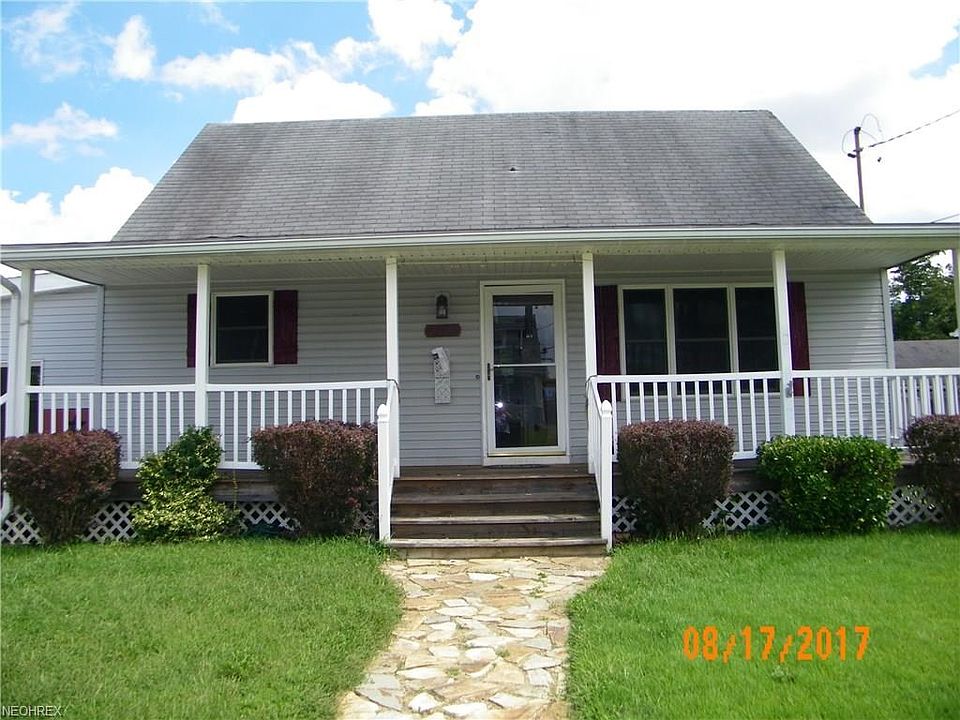 1st image of 818 Warren Ave