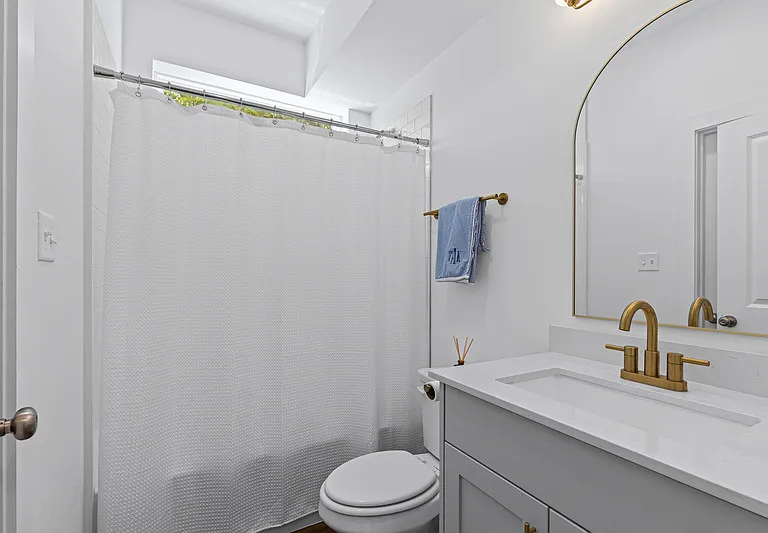 3315 S University Dr — Photo 16