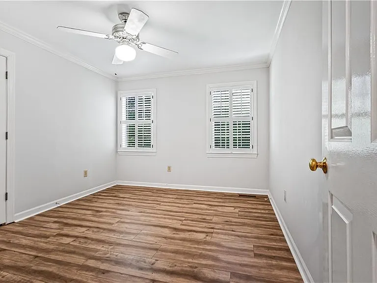 1160 Windsor Pkwy #8 — Photo 18