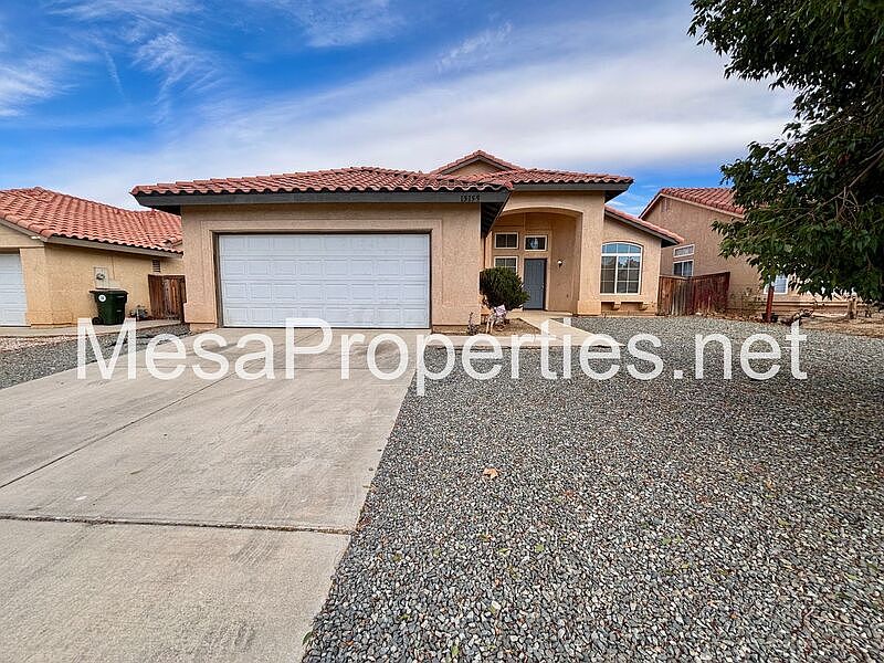 1st image of 15159 Zircon Dr