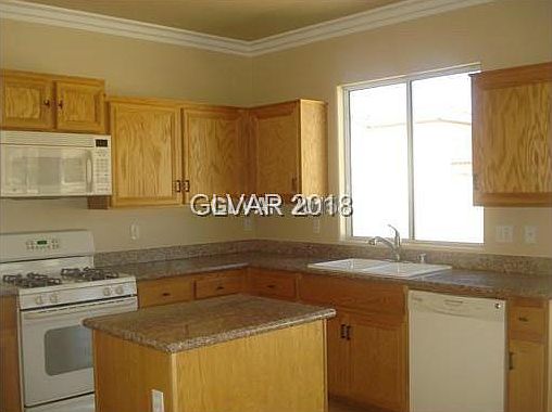 5th image of 5521 Hidden Rainbow St