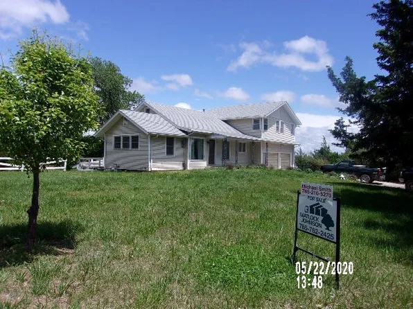 904 Lakeside Dr, Wakefield, KS 67487