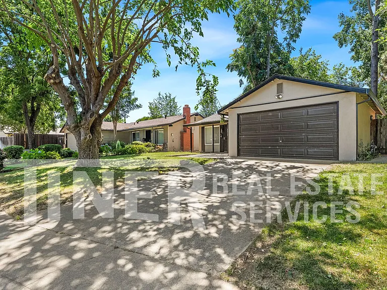 8912 Lanier Way — Photo 6