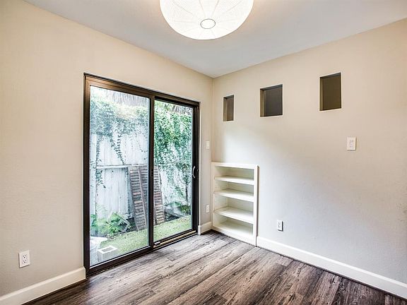 5th image of 1300 Fairview Ave APT E
