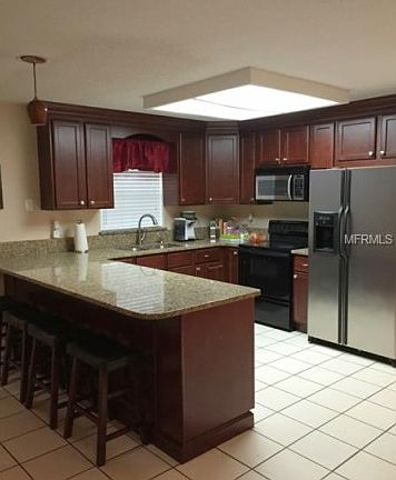 5th image of 649 Woodhill Dr