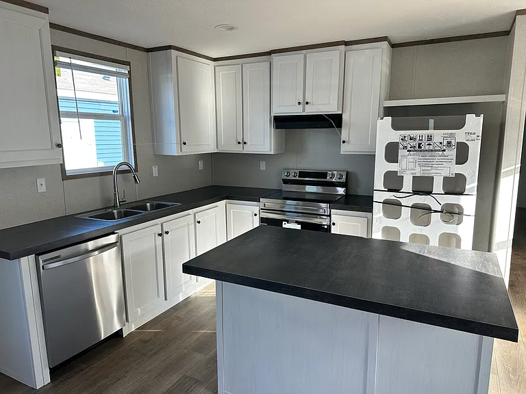 1043 J B Walker Rd #2 — Photo 7