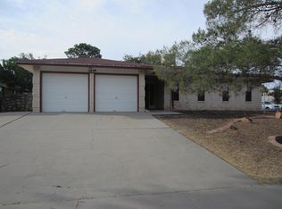 11429 Randy Petri Ln, El Paso, TX 79936