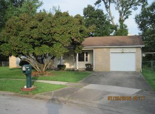 308 S Canterbury Dr, Carbondale, IL 62901