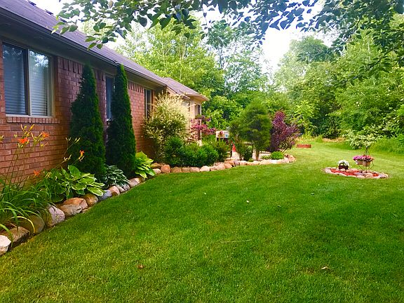 3rd image of 5140 Ivy Ln
