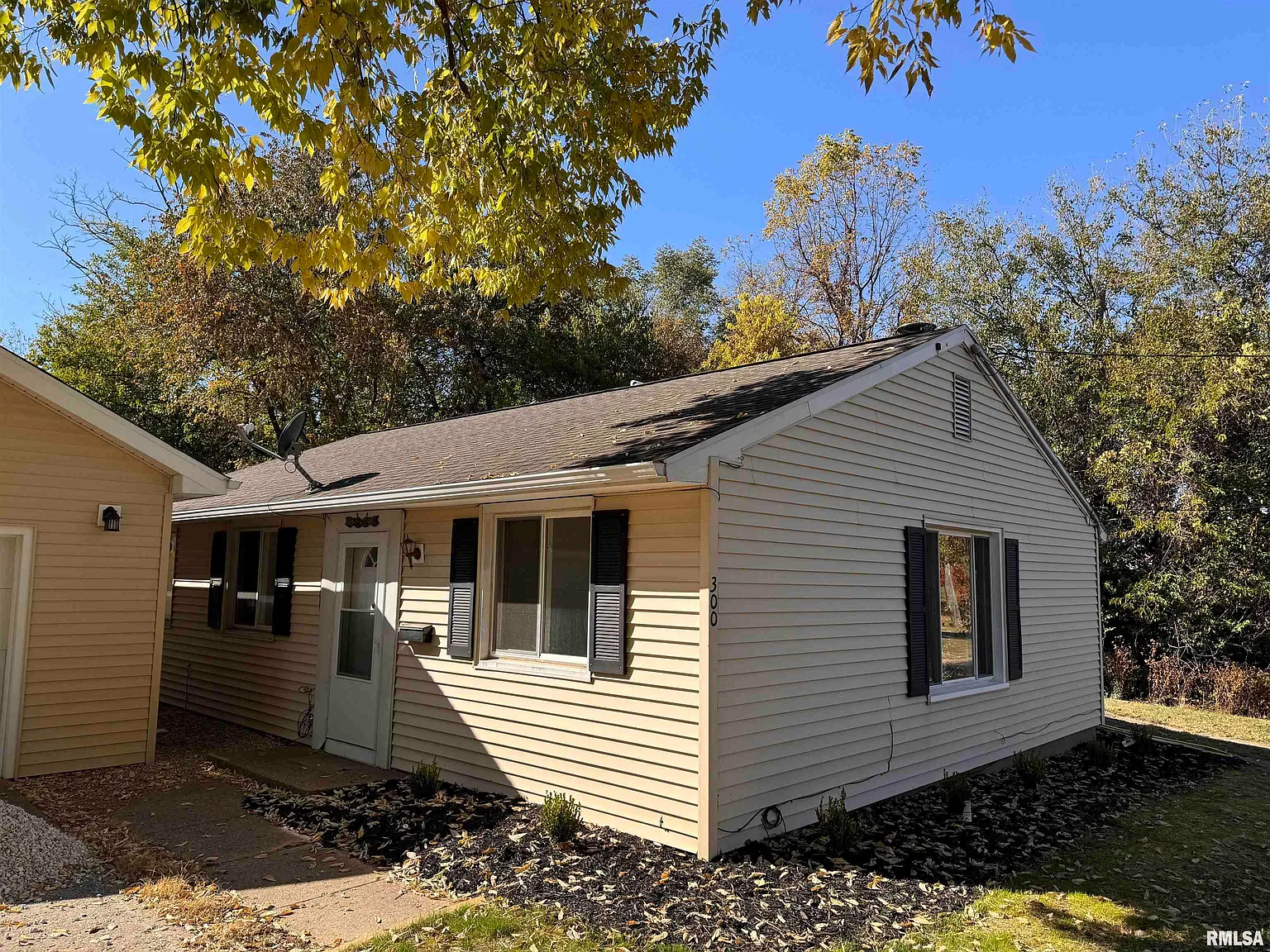 300 Joliet Rd photo 1