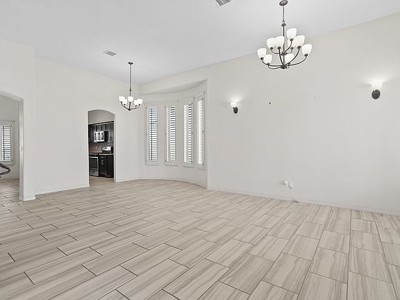 5th image of 12406 Furlong Cir