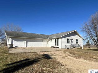 59347 County Road 17 E, Comfrey, MN 56019
