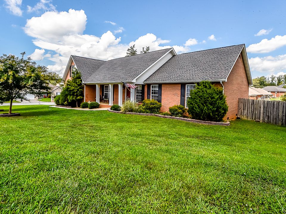 1st image of 1502 Ethan Ln
