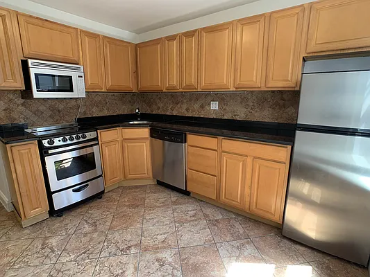 Rented by Tourma Realty LLC | media 35