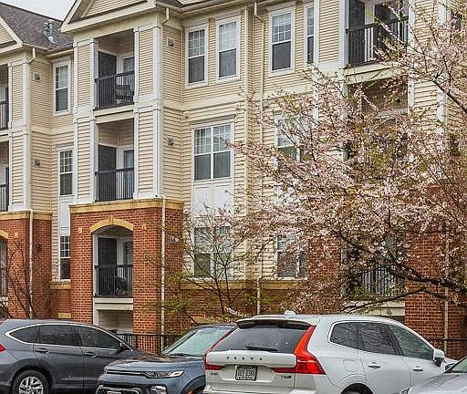 4th image of 11320 Aristotle Dr Unit 4-405