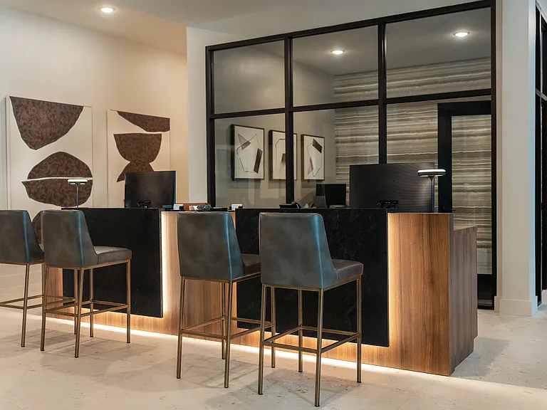Leasing Center