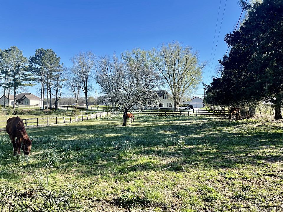 725 Kingdom Rd, Unionville, TN 37180 Zillow