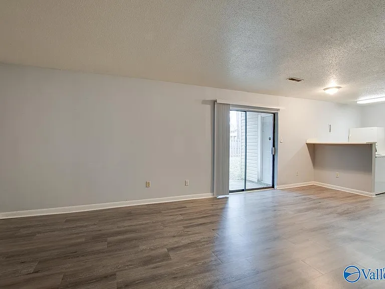 4906 Cotton Row NW #B — Photo 6