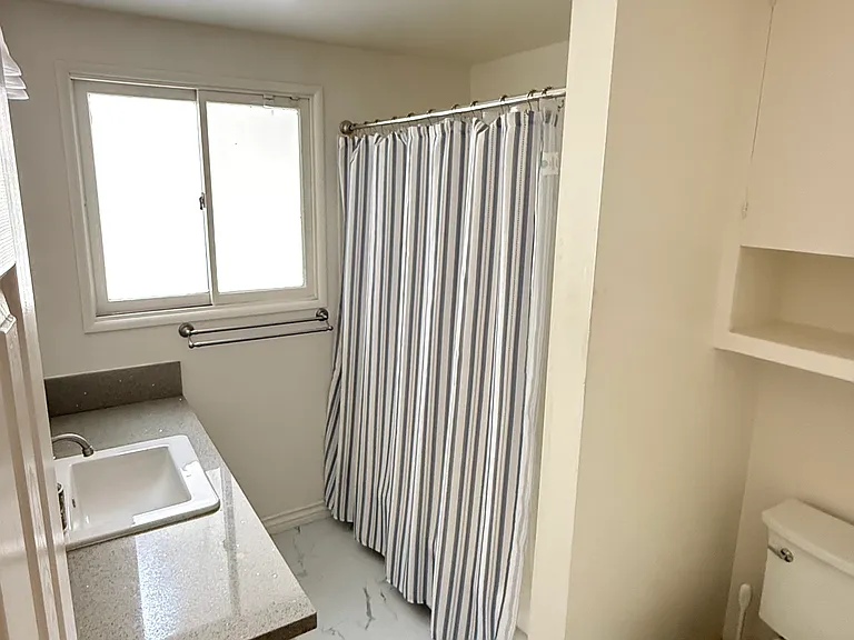 8357 Elsmore Dr — Photo 5