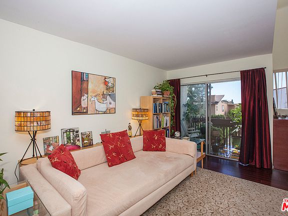 3rd image of 6050 Canterbury Dr Unit F311