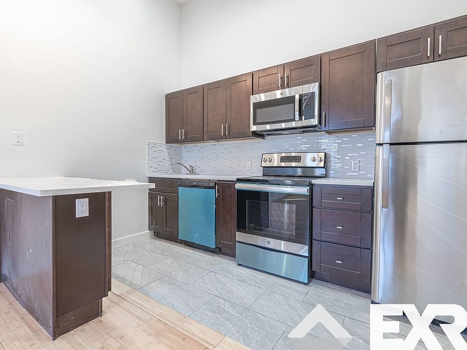 1st image of 415 Knickerbocker Ave #2R