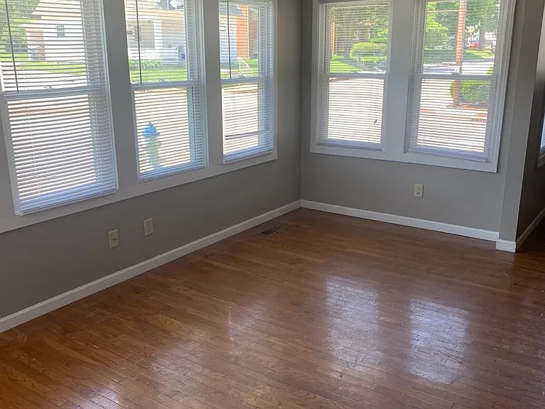 418 N Grant St — Photo 3