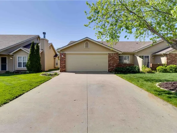 4027 W 26th Ter, Lawrence, KS 66047