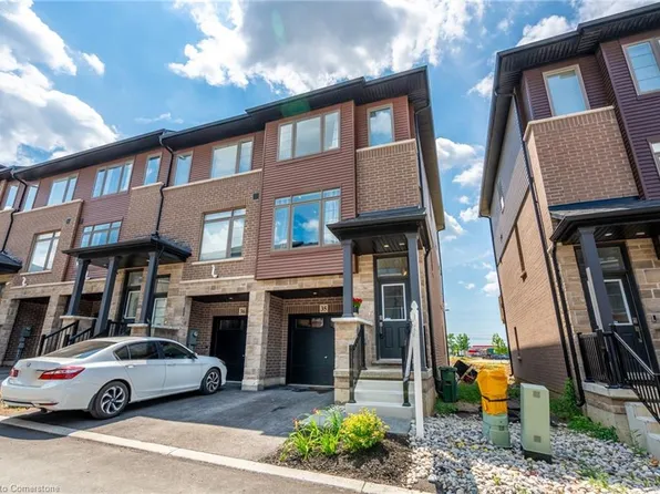 61 Soho St #35, Hamilton, ON L8J 0M6