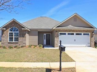 218 Gray Fox Xing, Bonaire, GA 31005