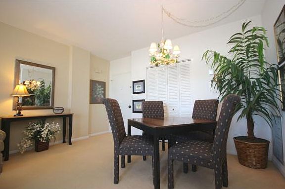 4th image of 240 Seaview Ct APT 302