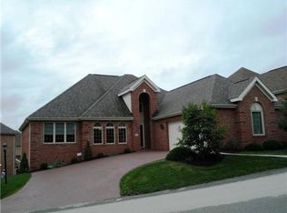 203 Prestonwood Ln, Mcmurray, PA