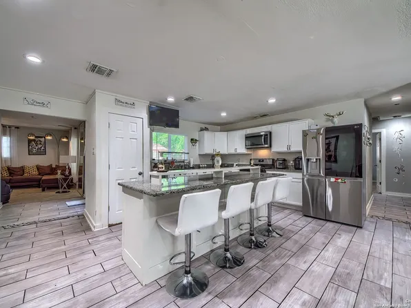 4339 Bright Sun, San Antonio, TX 78217