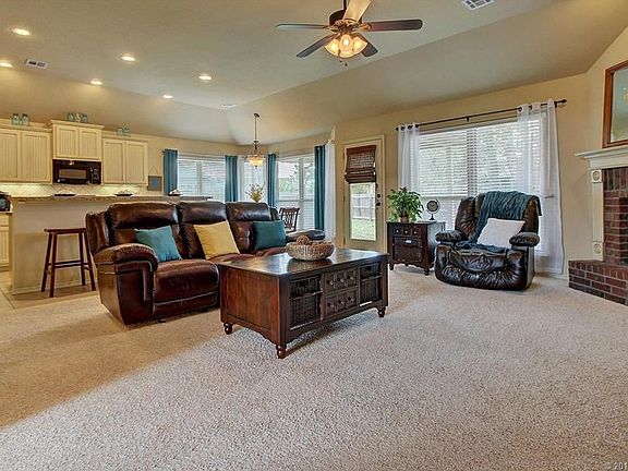 5th image of 14604 S Oak Ct