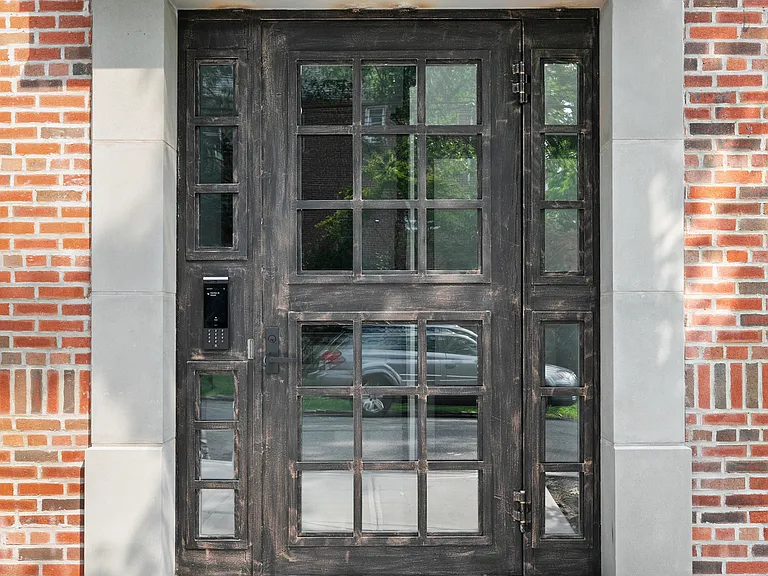 5930 Spencer Ave #1N — Photo 9