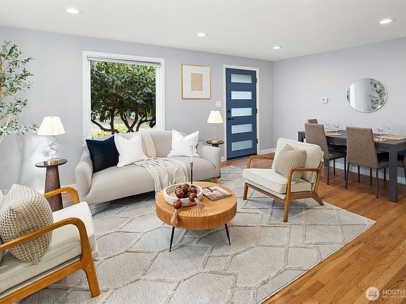 3rd image of 3707 SW Thistle