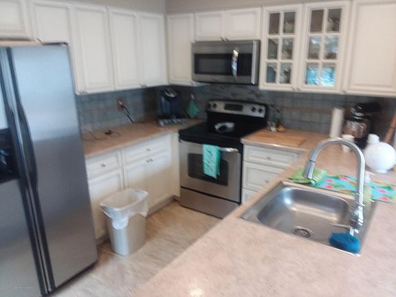 4th image of 43 Dover Walk #43B