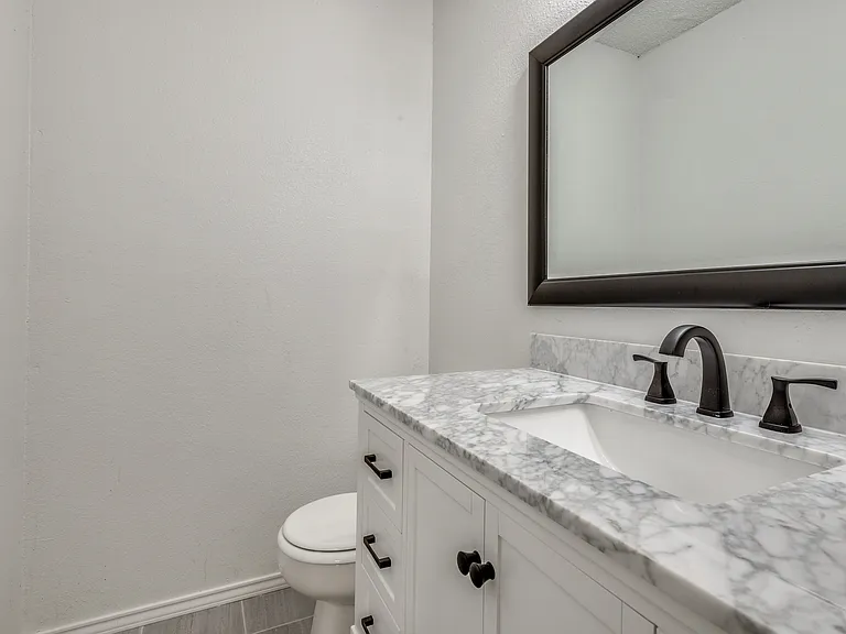 2617 Isbella Dr — Photo 25