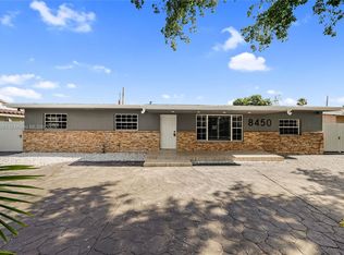 8450 SW 12th St, Miami, FL 33144