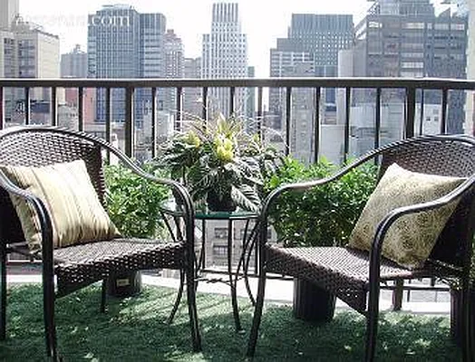 Rented by Corcoran | media 5